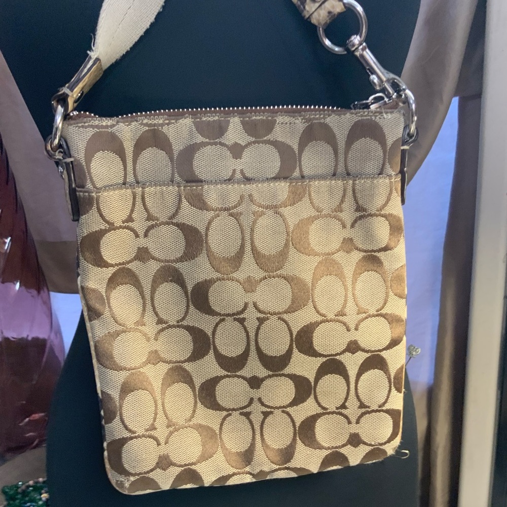 Coach Signature Python Swing-Pack - image 3